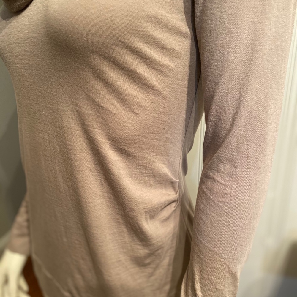Shirt - Picture 2 of 10